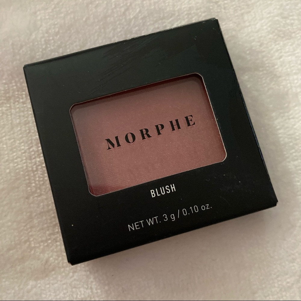 Morphe blush in Spirit